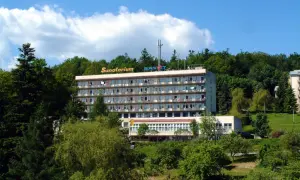 Sanatoria w Iwoniczu-Zdroju z basenem – relaks i rehabilitacja w jednym