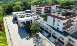 Jak dojechać z dworca PKP Inowrocław do sanatorium Kujawiak bez stresu