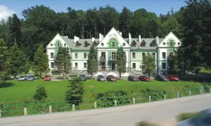 Sanatorium Świtezianka Rymanów-Zdrój - komfortowe pobyty i terapie