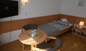 Komu przysługuje pokój jednoosobowy w sanatorium? Sprawdź warunki.