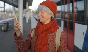 Jak wyrobić kartę seniora PKP i uniknąć kosztów podróży