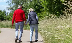 Ile kroków dziennie osoba starsza powinna chodzić dla zdrowia?