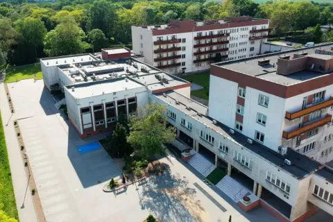 Jak dojechać z dworca PKP Inowrocław do sanatorium Kujawiak bez stresu