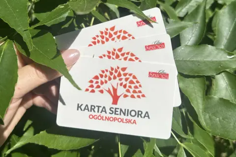 Jak wyrobić kartę seniora bezpłatnie i uniknąć zbędnych kosztów