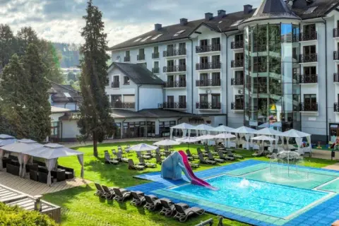 Kudowa Zdrój sanatorium z basenem – najlepsze miejsca na relaks i zdrowie