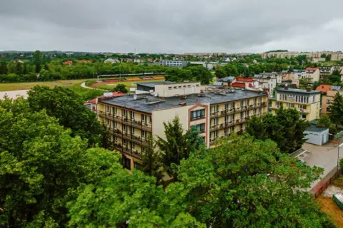Sanatorium Krystyna Busko-Zdrój: Pełnopłatne turnusy rehabilitacyjne bez ukrytych kosztów