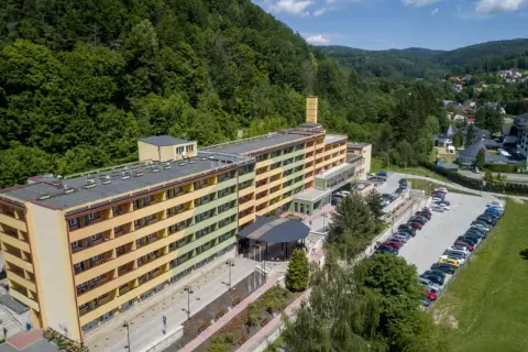 Kudowa Zdrój sanatorium MSW: co musisz wiedzieć o usługach i cenach