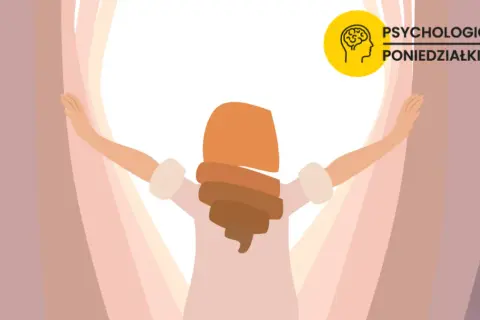 Osoba z rozłożonymi ramionami, odkrywająca nowe możliwości. Praktyka mindfulness pomaga dostrzec piękno w codzienności.