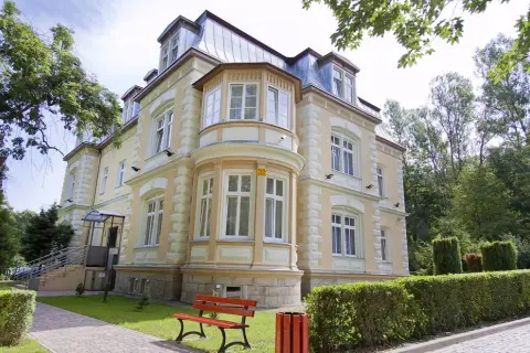 Sanatorium Jan Kazimierz Duszniki-Zdrój NFZ – skuteczne leczenie i rehabilitacja
