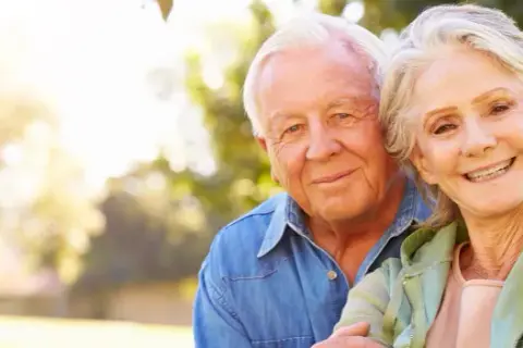 Co to senior? Zrozumienie znaczenia i roli seniorów w społeczeństwie