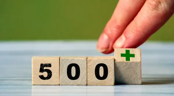 Kto może otrzymać 500 dla seniora? Sprawdź warunki i wymagania