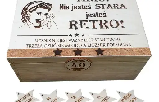 Co kupić na imieniny kobiecie po 50, aby ją zaskoczyć i ucieszyć