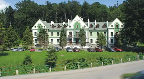 Sanatorium Świtezianka Rymanów-Zdrój - komfortowe pobyty i terapie