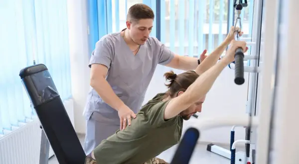 Kto nie płaci za sanatorium z NFZ? Sprawdź, czy się kwalifikujesz