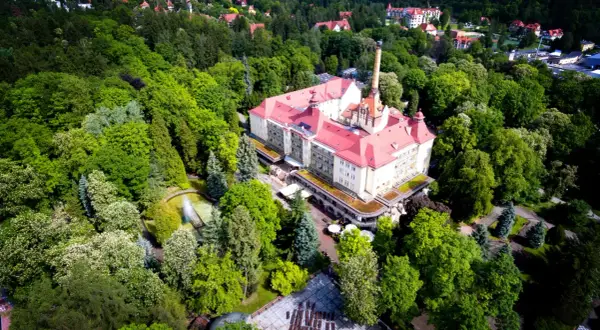 Najlepsze sanatoria w Polanicy Zdroju - zdrowie i relaks w jednym miejscu