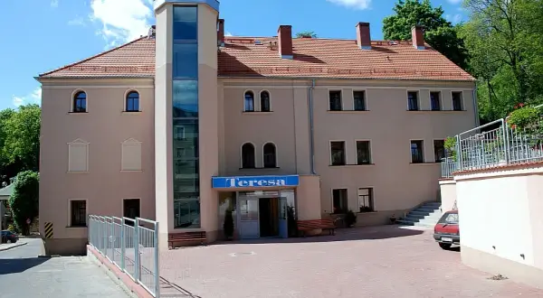 Sanatorium Pionier Szczawno-Zdrój: Opinie, Ceny, NFZ