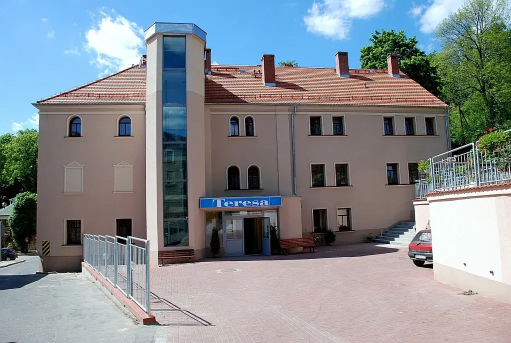 Sanatorium Pionier Szczawno-Zdrój: Opinie, Ceny, NFZ