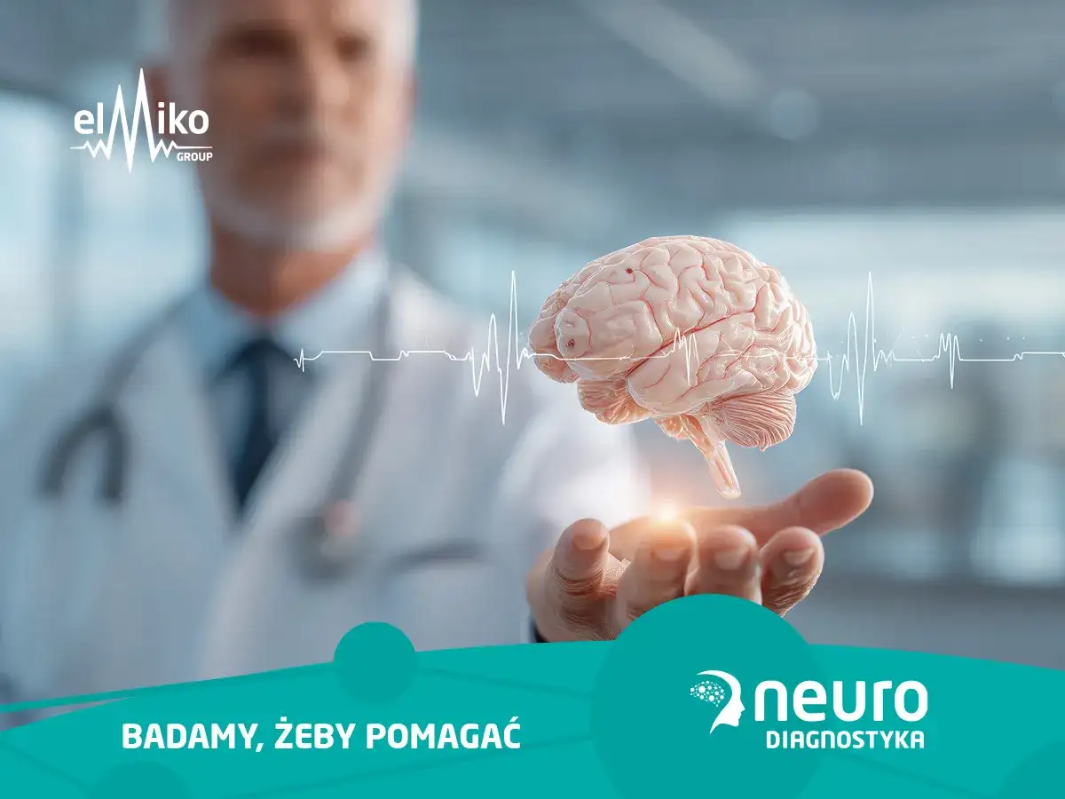 Lekarz prezentuje mózg, symbolizując zaawansowaną neuropsychologię i diagnostykę. Badamy, żeby pomagać.