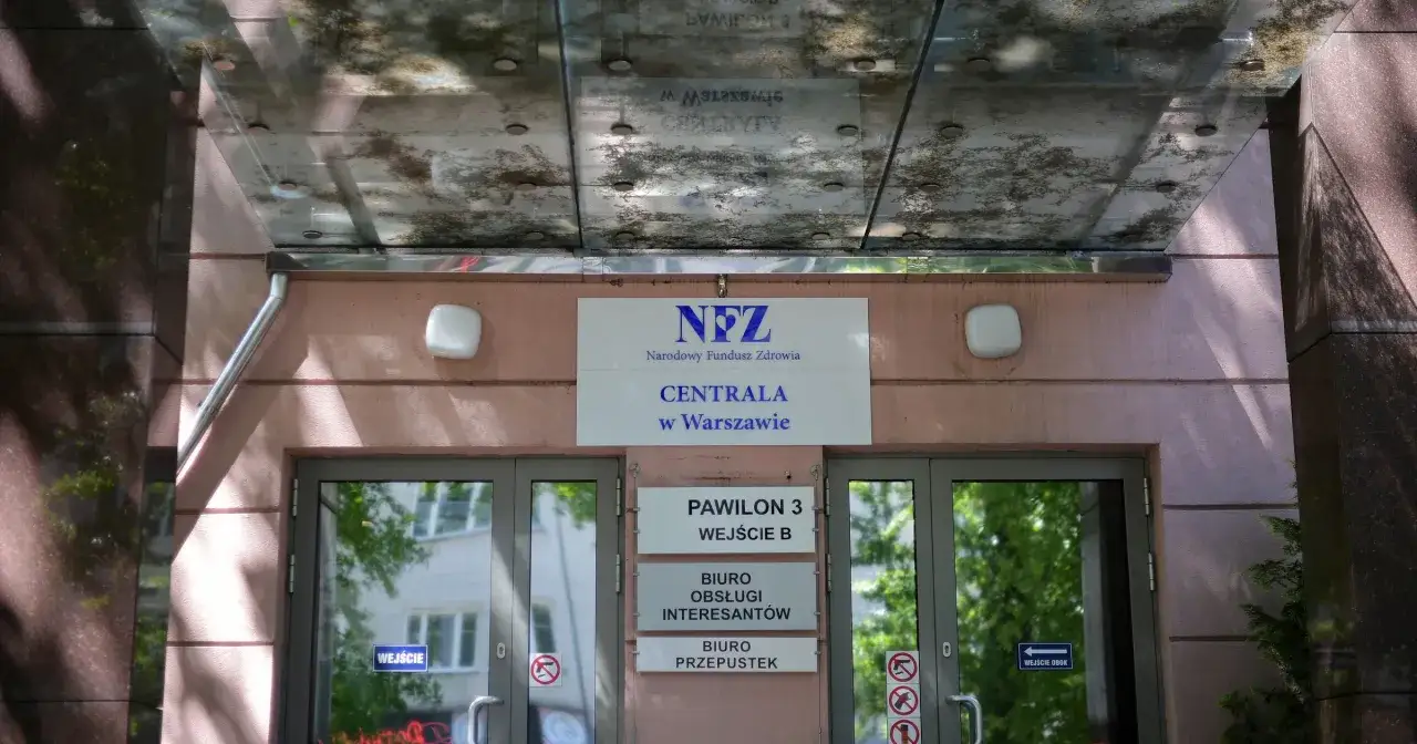 NFZ Centrala w Warszawie. Tu uzyskasz informacje o nfz terminy leczenia. Wejście B do Pawilonu 3.