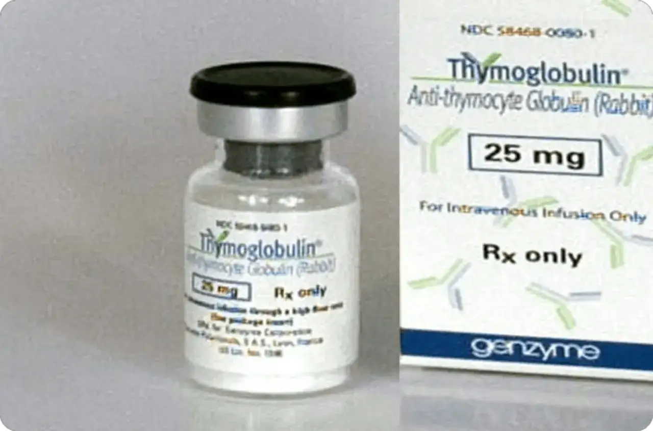 Fiolka z lekiem Thymoglobulin (25 mg), anty-tymocytowa globulina (królicza), do podawania dożylnego.
